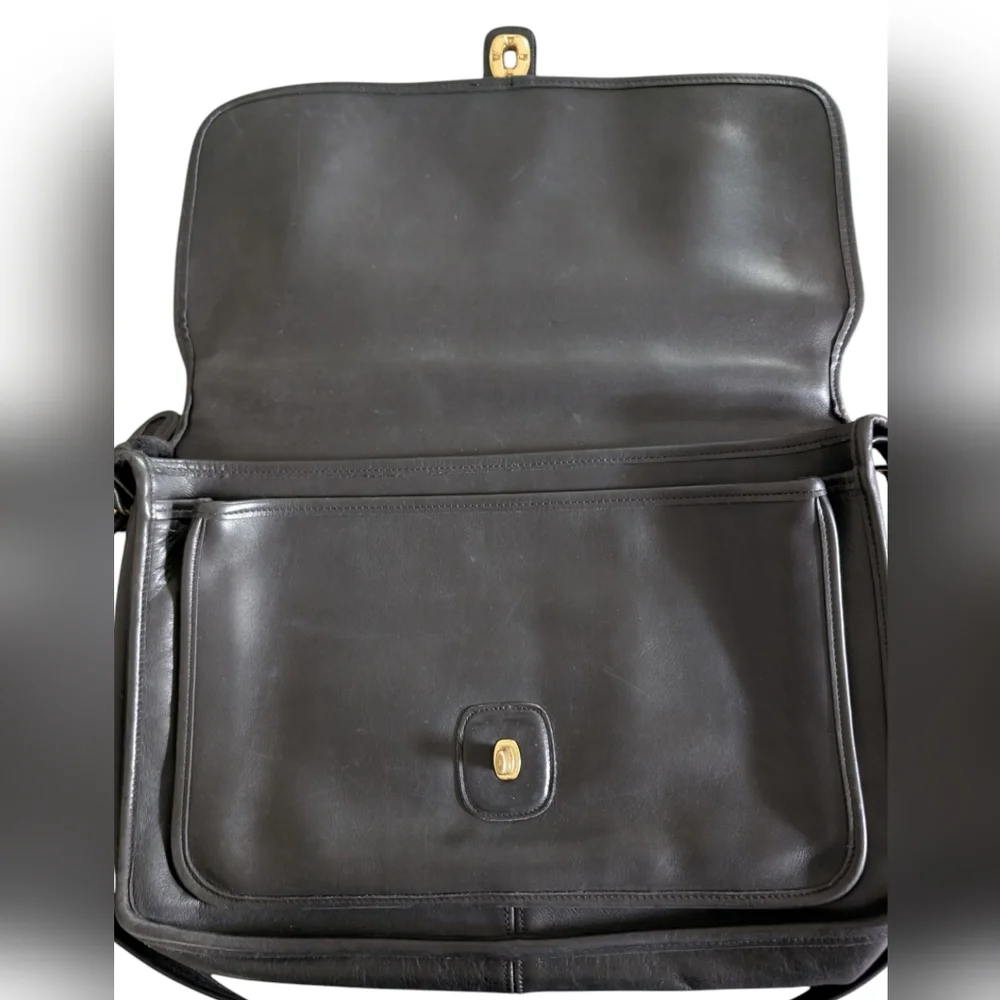 Coach Metropolitan Briefcase Vintage handbag  as used in Devil Wears Prada 2